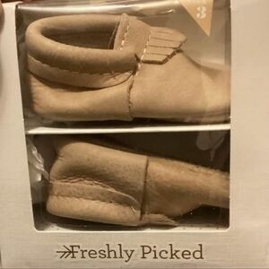 Freshly picked moccasins size 3